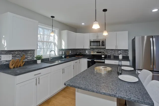 $549,999 | 16-20 Cambridge Street, Springfield, MA 01109