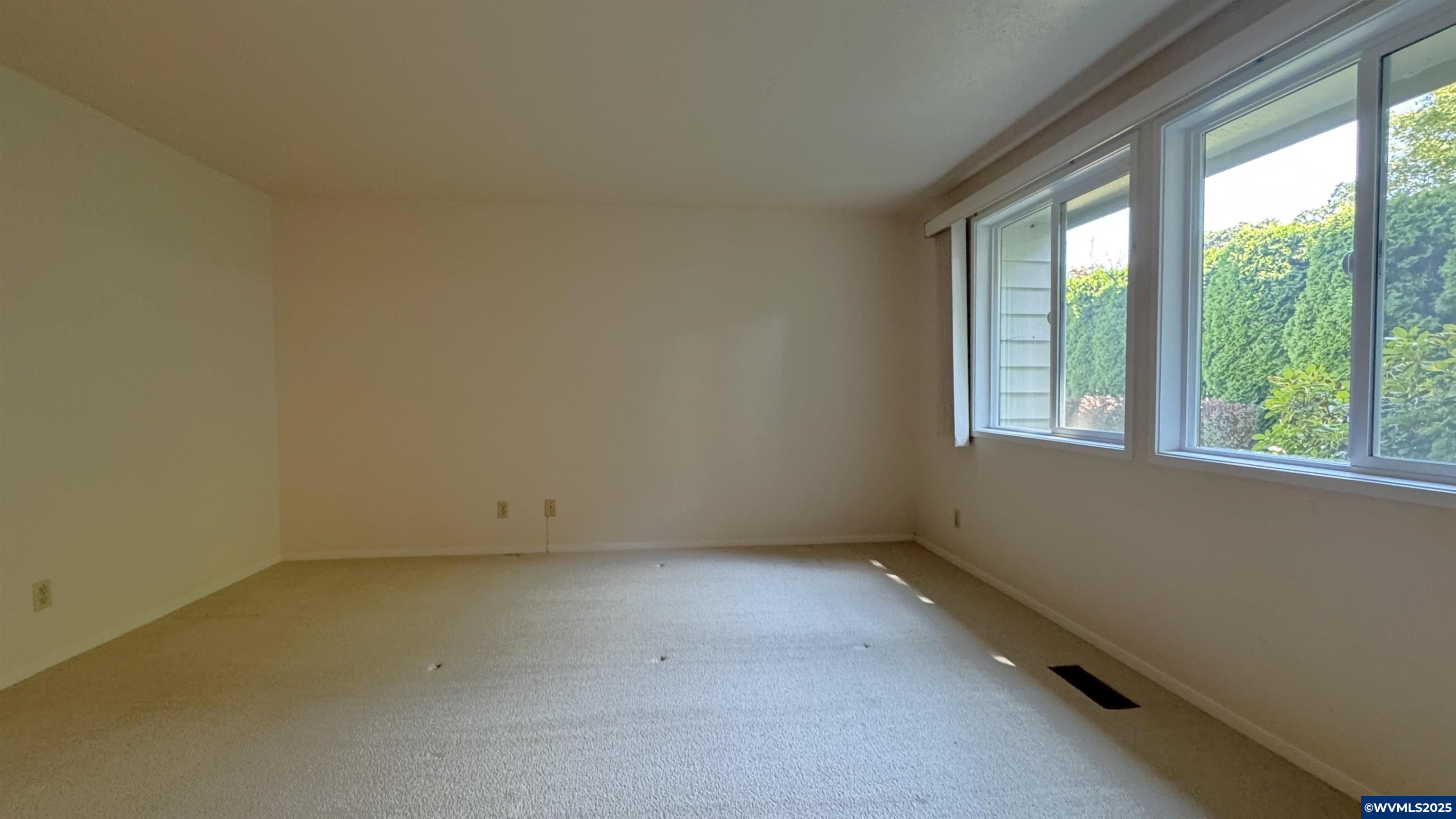 4336 Lone Oak Road Southeast Salem, OR 97302 - Photo 14 of 29 Gallery Image 14