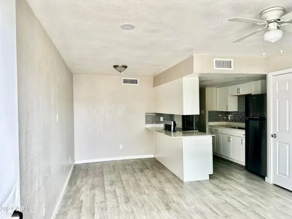 $995 | 16821 North 26th Street, Unit 30, Phoenix, AZ 85032