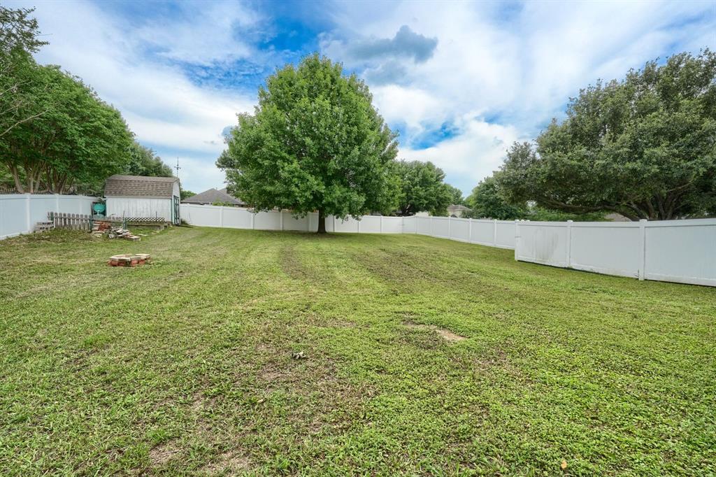4502 Dexham Road Rowlett, TX 75088 - Photo 33 of 38