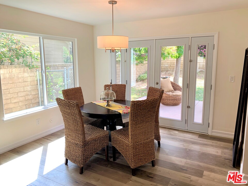 25661 Yucca Valley Road Valencia, CA 91355 - Photo 14 of 33 Gallery Image 14
