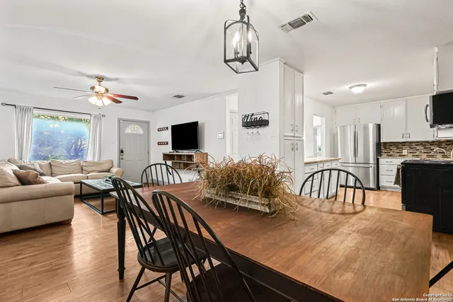 $1,800 | 311 Hope Drive, San Antonio, TX 78228