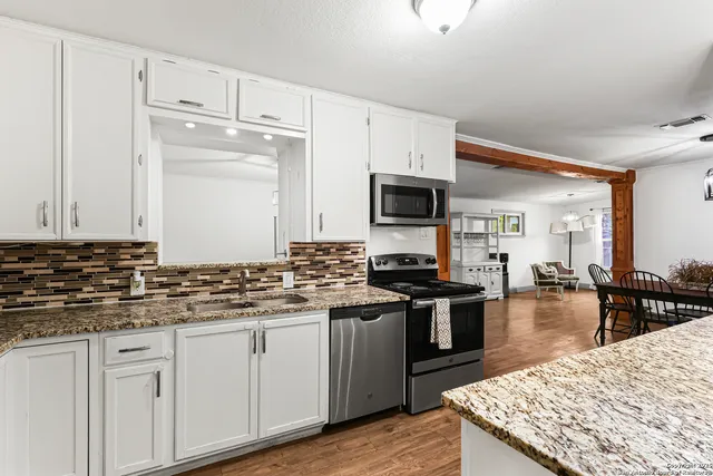 $1,800 | 311 Hope Drive, San Antonio, TX 78228