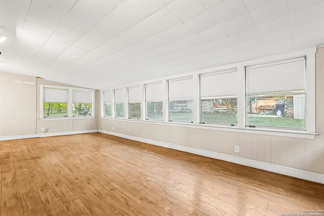 $1,800 | 311 Hope Drive, San Antonio, TX 78228