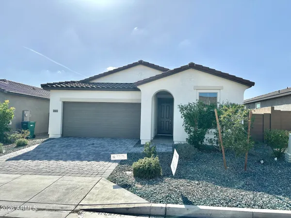 $2,395 | 48402 North Basilio Street, Gold Canyon, AZ 85118
