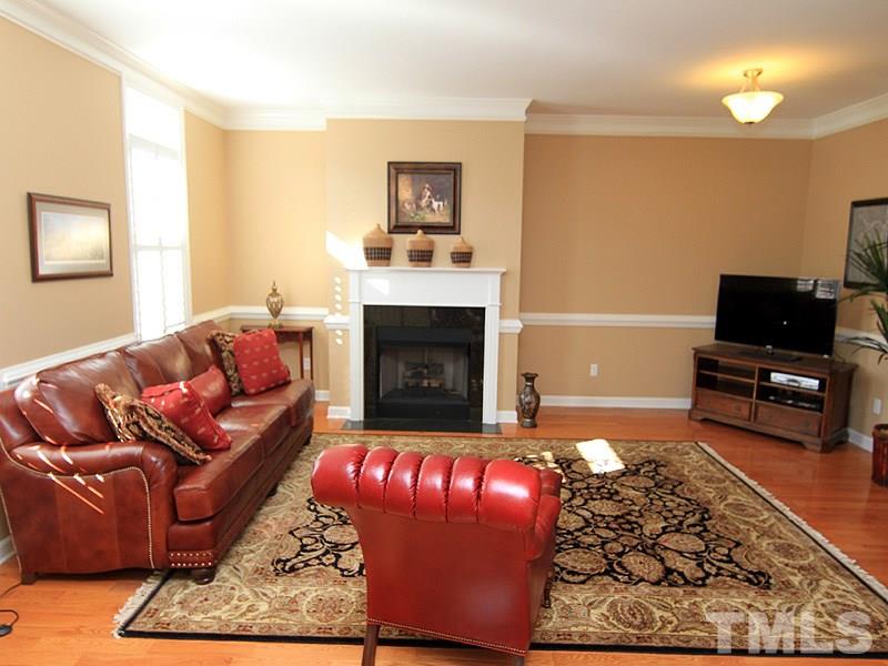 3524 Edgemont Drive Raleigh, NC 27612 - Photo 3 of 17 Gallery Image 3