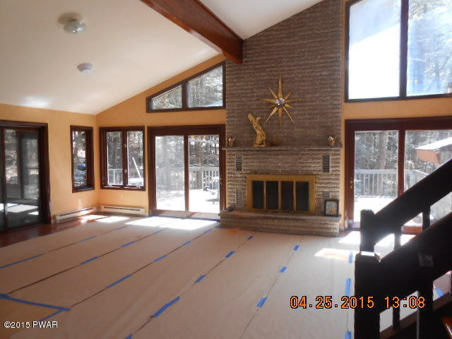 1785 Manchester Drive Bushkill, PA 18324 - Photo 8 of 10