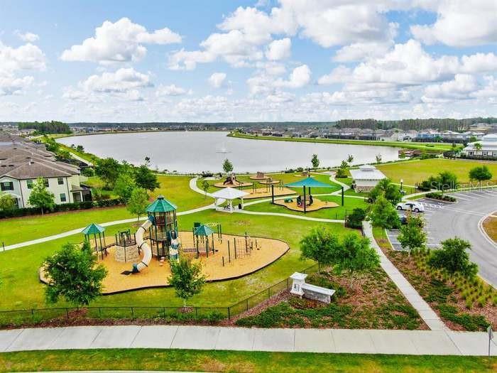 19421 Long Lake Ranch Boulevard Lutz, FL 33558 - Photo 35 of 41