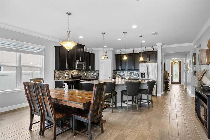 19421 Long Lake Ranch Boulevard Lutz, FL 33558 - Photo 10 of 41