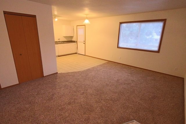4568 Furzee Road Clayton, WA 99110 - Photo 4 of 9 Gallery Image 4