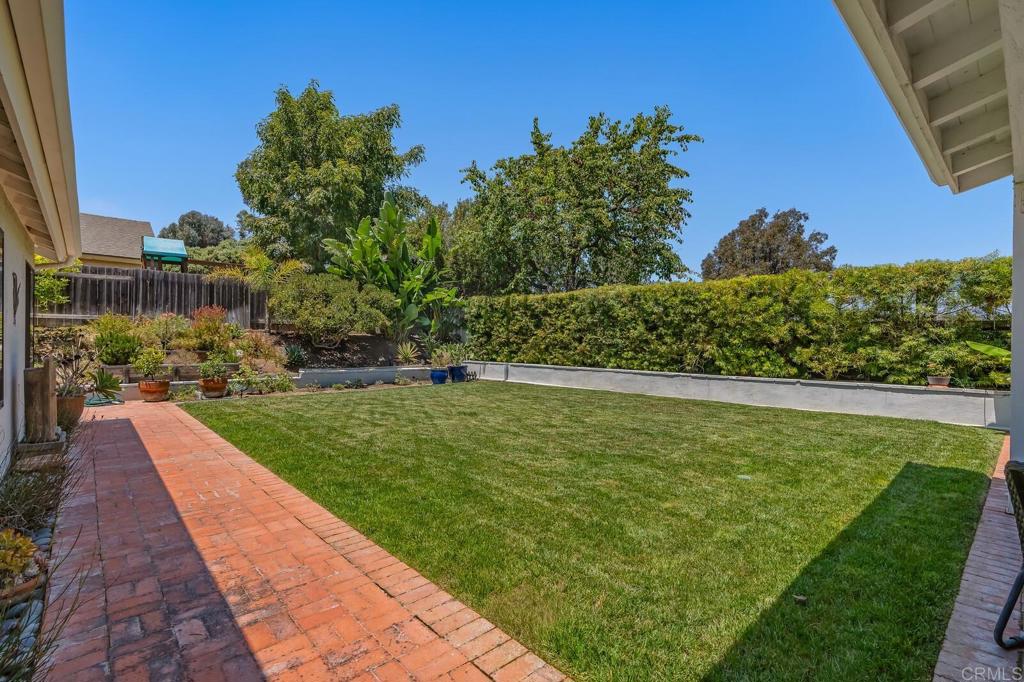 829 Elmview Drive Encinitas, CA 92024 - Photo 42 of 44
