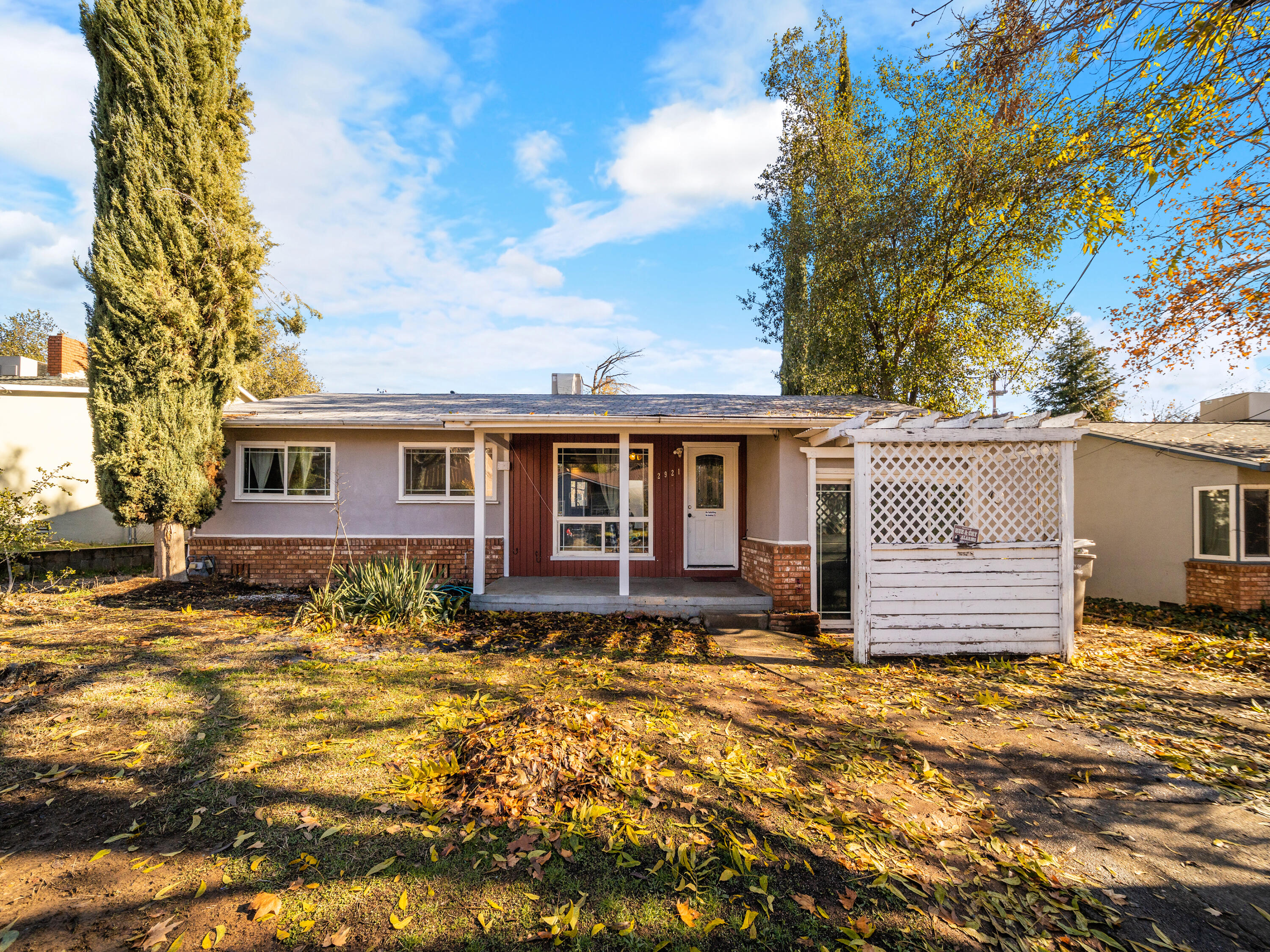 2921 West Way Redding, CA 96002 - Photo 33 of 36 a front view of a house with a yard