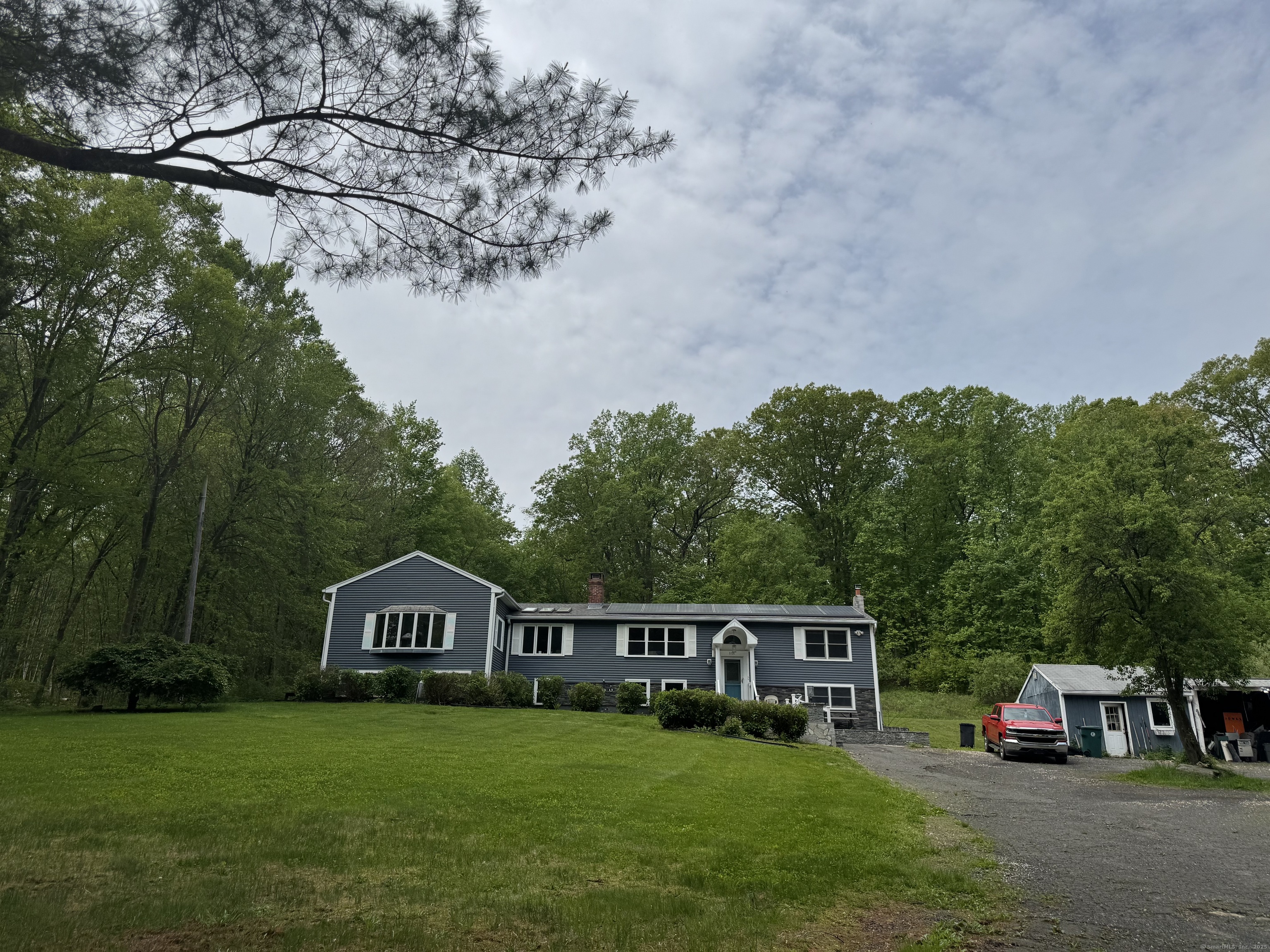 1731 Marion Road Cheshire, CT 06410 - Photo 3 of 26