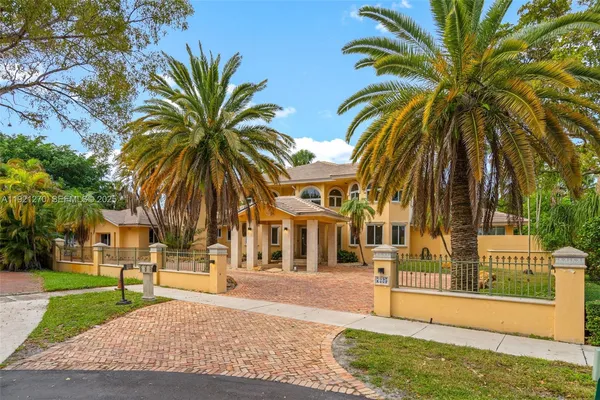 $3,399,900 | 7225 Gleneagle Drive, Miami Lakes, FL 33014