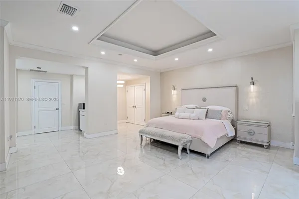 $3,399,900 | 7225 Gleneagle Drive, Miami Lakes, FL 33014