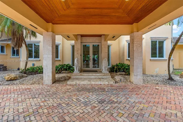 $3,399,900 | 7225 Gleneagle Drive, Miami Lakes, FL 33014