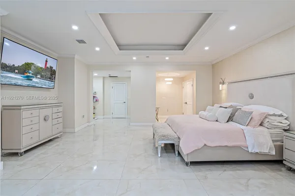 $3,399,900 | 7225 Gleneagle Drive, Miami Lakes, FL 33014