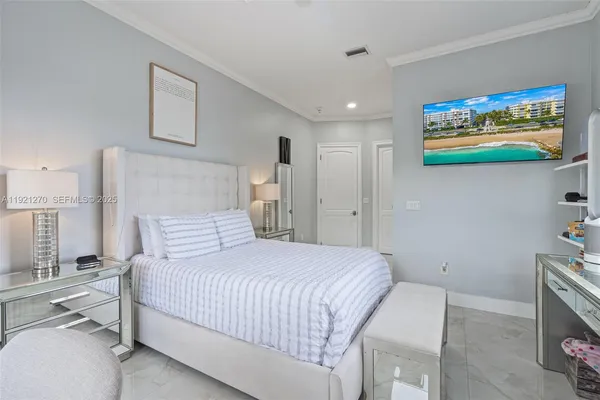 $3,399,900 | 7225 Gleneagle Drive, Miami Lakes, FL 33014