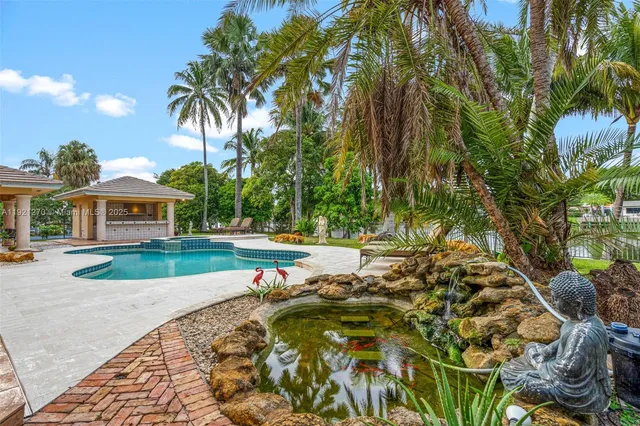 $3,749,900 | 7225 Gleneagle Drive, Miami Lakes, FL 33014