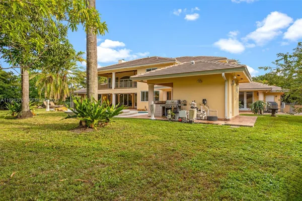 $3,399,900 | 7225 Gleneagle Drive, Miami Lakes, FL 33014