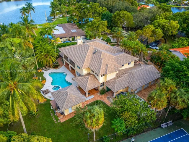 $3,749,900 | 7225 Gleneagle Drive, Miami Lakes, FL 33014