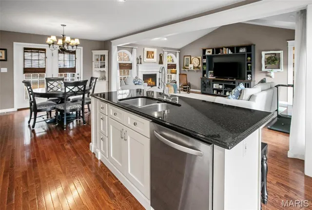 $350,000 | 208 Crawford Creek Road, Kampsville, IL 62053