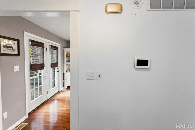 $350,000 | 208 Crawford Creek Road, Kampsville, IL 62053