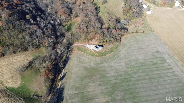 $350,000 | 208 Crawford Creek Road, Kampsville, IL 62053