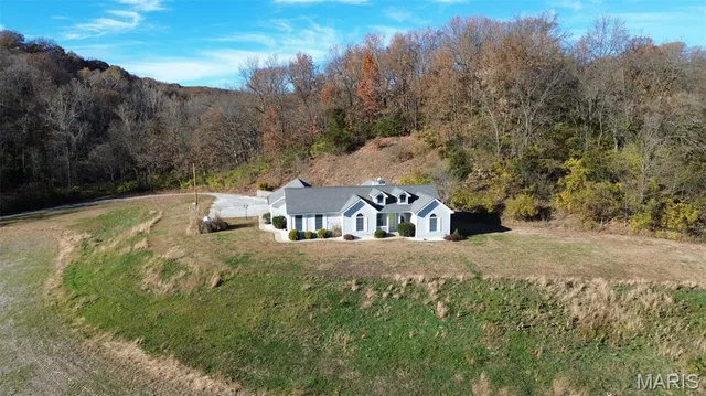 $350,000 | 208 Crawford Creek Road, Kampsville, IL 62053