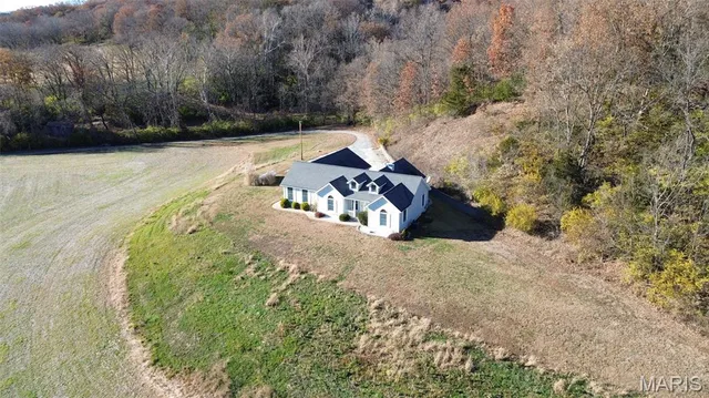 $350,000 | 208 Crawford Creek Road, Kampsville, IL 62053