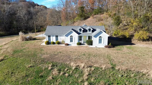 $350,000 | 208 Crawford Creek Road, Kampsville, IL 62053