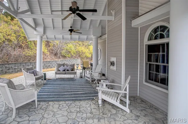 $350,000 | 208 Crawford Creek Road, Kampsville, IL 62053