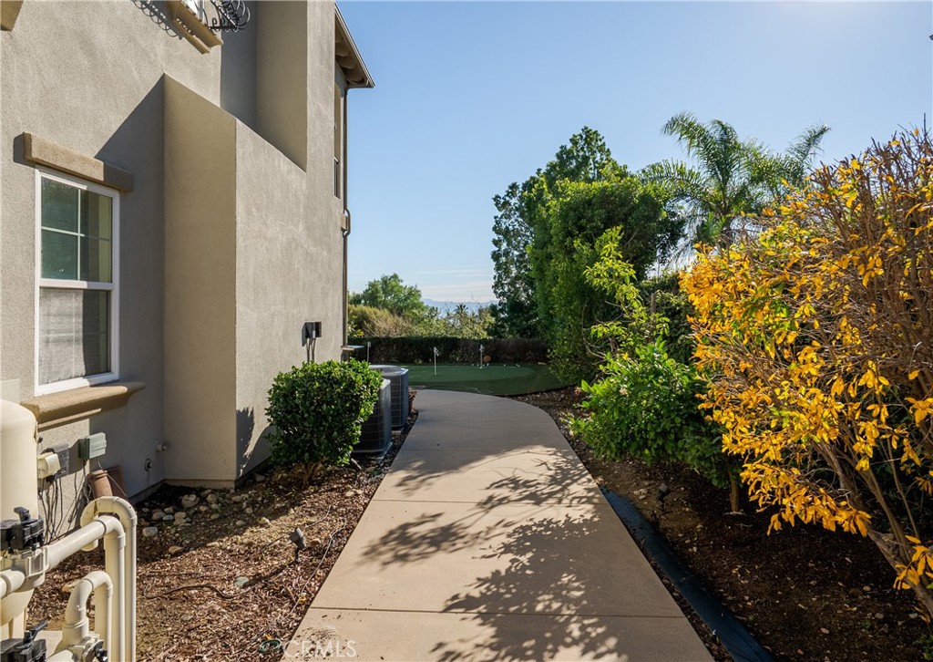 9669 Norbrook Drive Rancho Cucamonga, CA 91737 - Photo 42 of 47 a view of small garden area