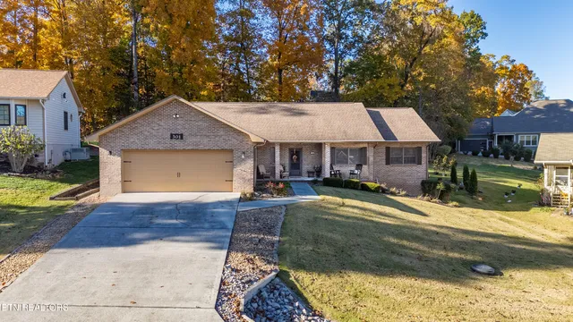 $455,000 | 301 Cheestana Way, Loudon, TN 37774