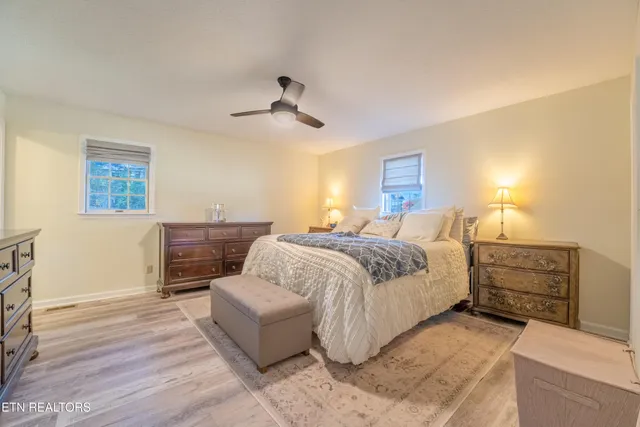 $455,000 | 301 Cheestana Way, Loudon, TN 37774