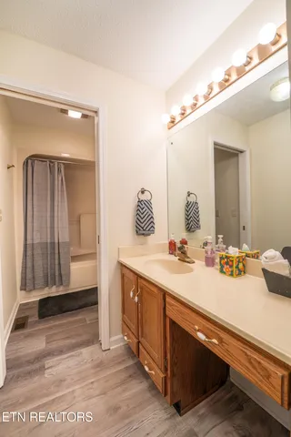 $455,000 | 301 Cheestana Way, Loudon, TN 37774