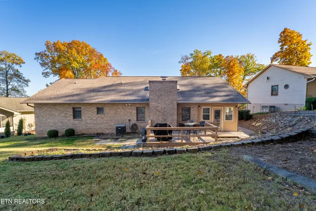 $455,000 | 301 Cheestana Way, Loudon, TN 37774