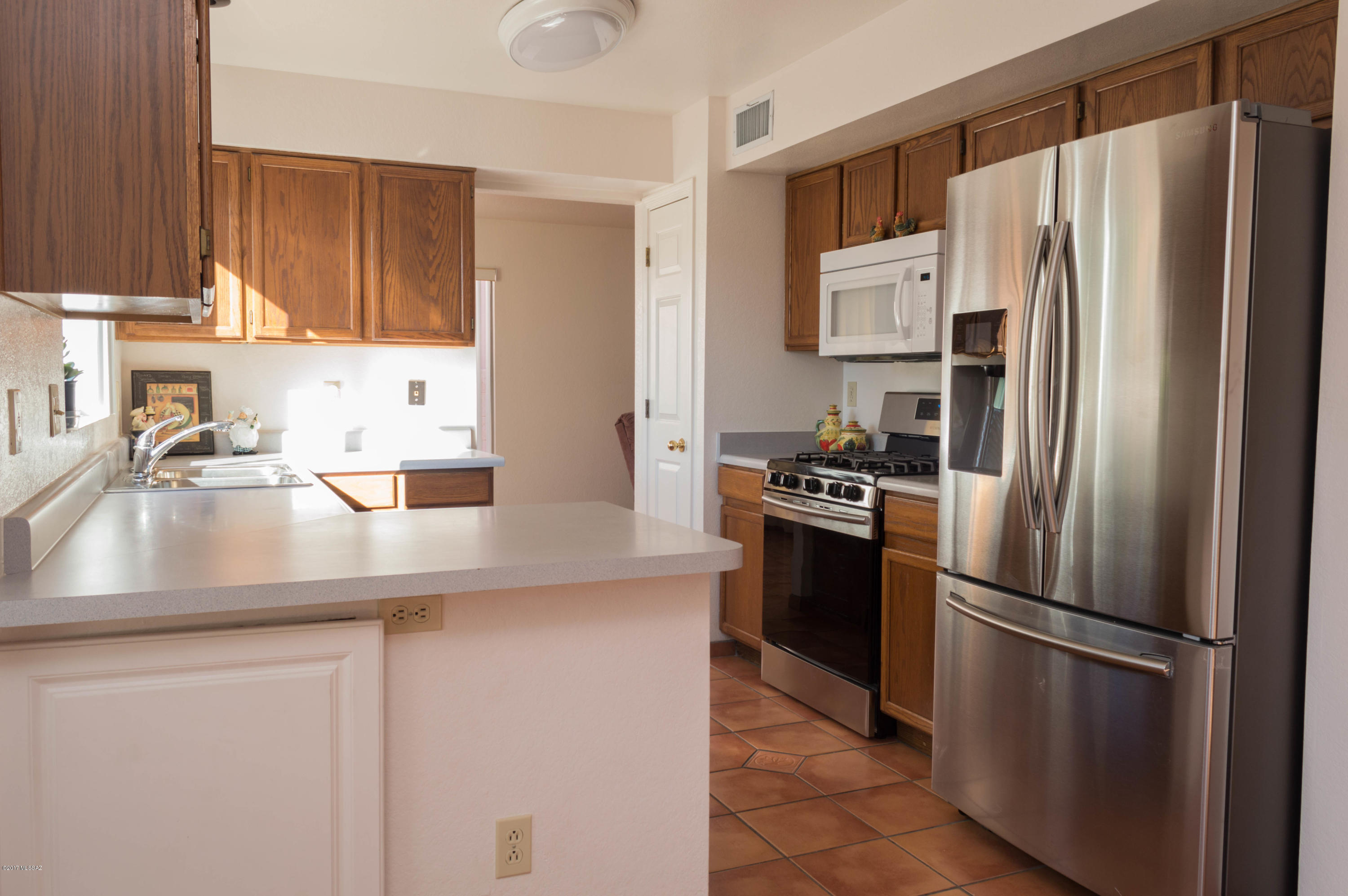 3576 West Sky Ridge Loop Tucson, AZ 85742 - Photo 6 of 29