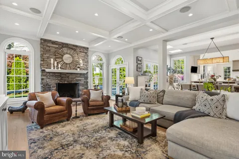 $2,600,000 | 7009 Symphony Court, McLean, VA 22101