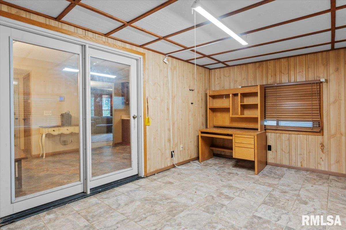 2508 West Harbauer Lane Springfield, IL 62702 - Photo 15 of 39