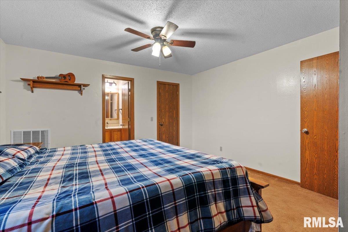 2508 West Harbauer Lane Springfield, IL 62702 - Photo 17 of 39