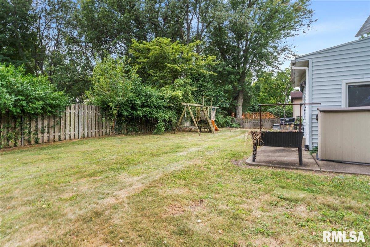 2508 West Harbauer Lane Springfield, IL 62702 - Photo 35 of 39