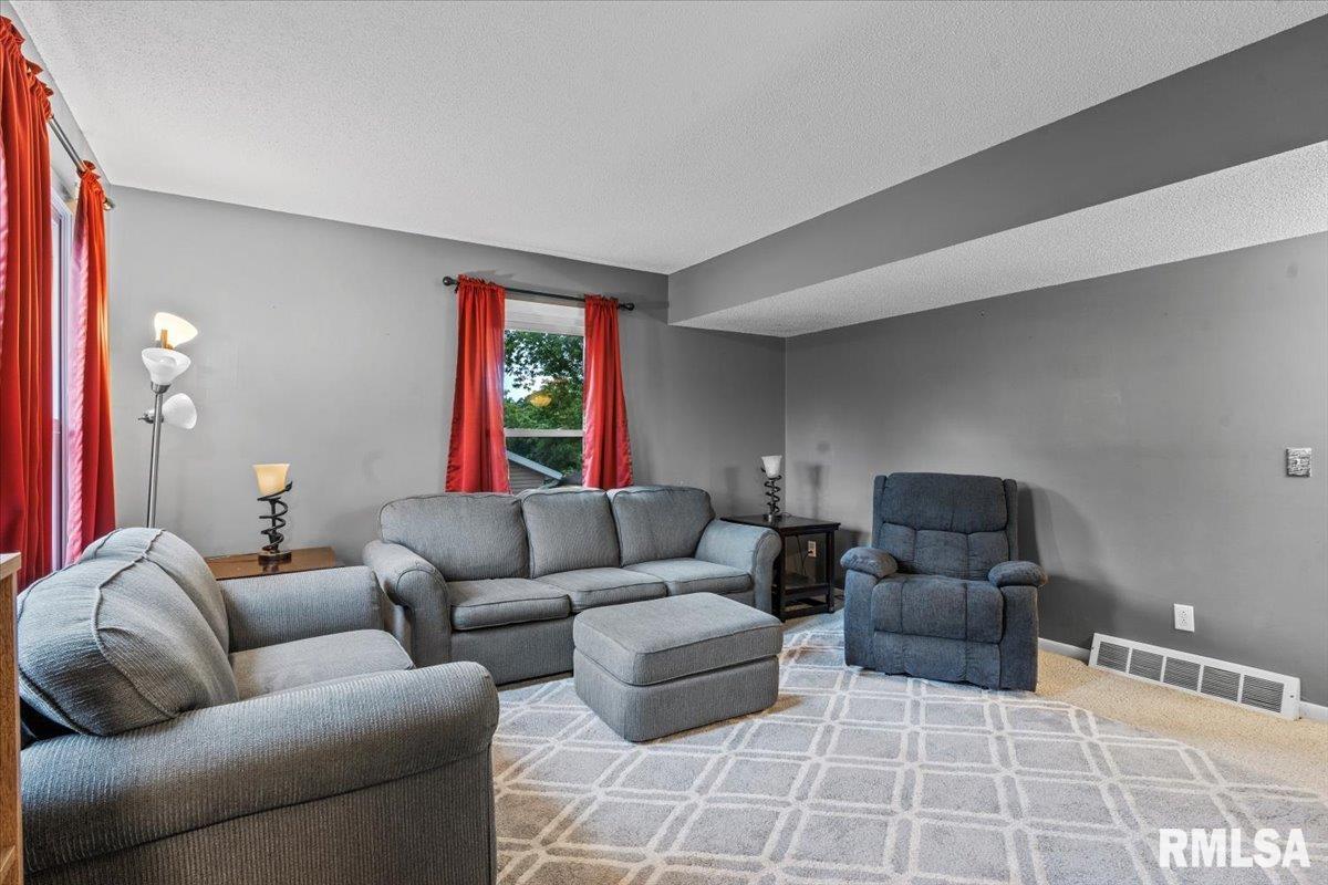 2508 West Harbauer Lane Springfield, IL 62702 - Photo 4 of 39