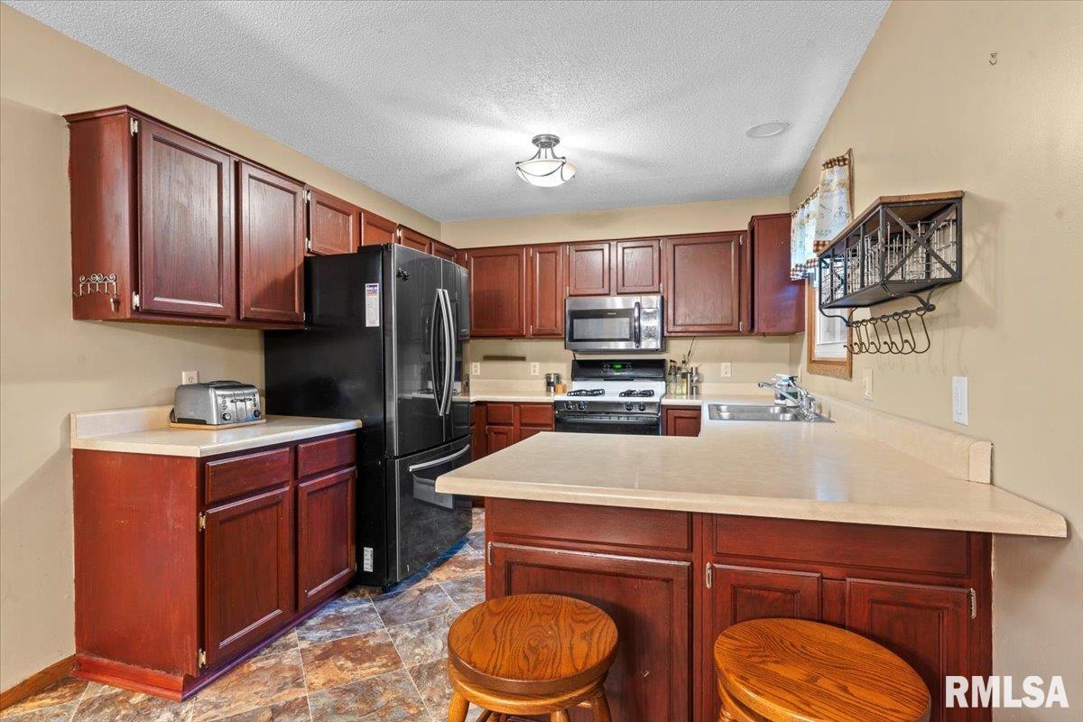 2508 West Harbauer Lane Springfield, IL 62702 - Photo 10 of 39