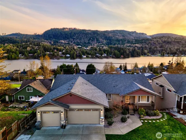 $839,000 | 18180 Freedom Ln Mount, Mount Vernon, WA 98274