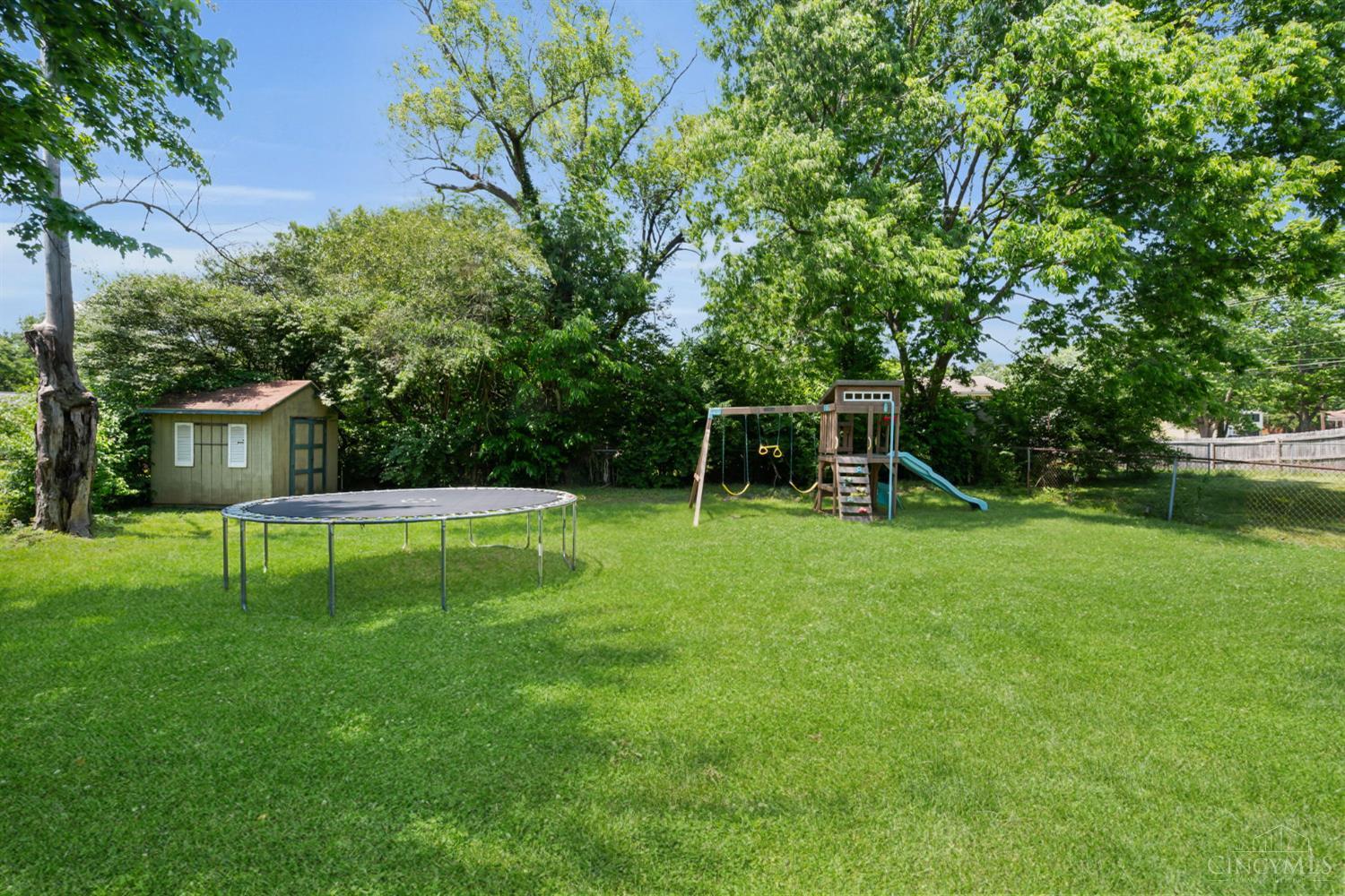 11649 Kenn Road Cincinnati, OH 45240 - Photo 34 of 36