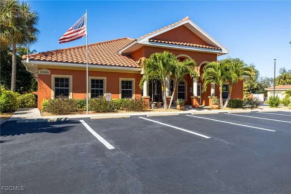 $1,700 | 15989 Mandolin Bay Drive, Unit 204, Fort Myers, FL 33908