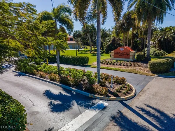 $1,700 | 15989 Mandolin Bay Drive, Unit 204, Fort Myers, FL 33908