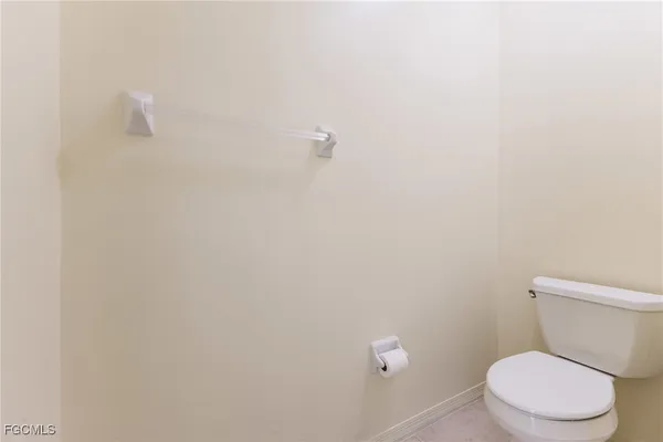 $1,700 | 15989 Mandolin Bay Drive, Unit 204, Fort Myers, FL 33908