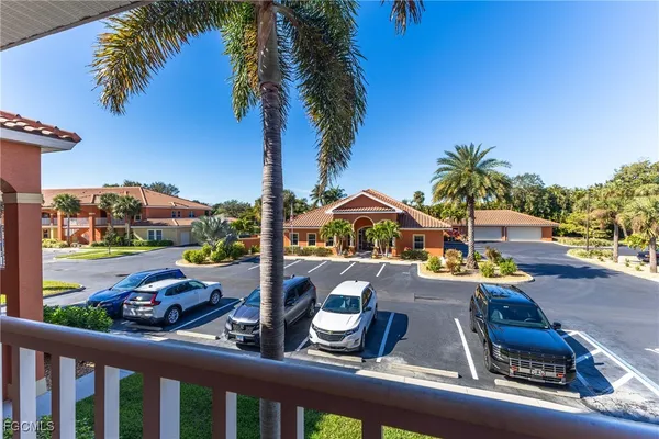 $1,700 | 15989 Mandolin Bay Drive, Unit 204, Fort Myers, FL 33908
